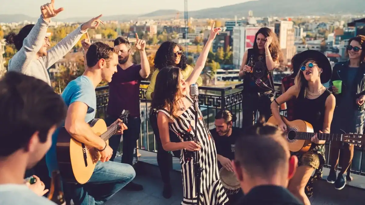 Learn how professional musicians manage ear ringing and keep playing. Get tips on sound therapy and ear protection today.